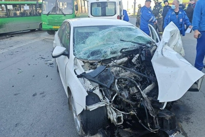 Водитель Skoda погиб после ДТП с автобусом с детьми