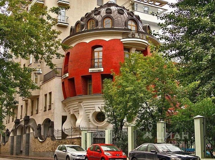 Самые необычные дома Москвы