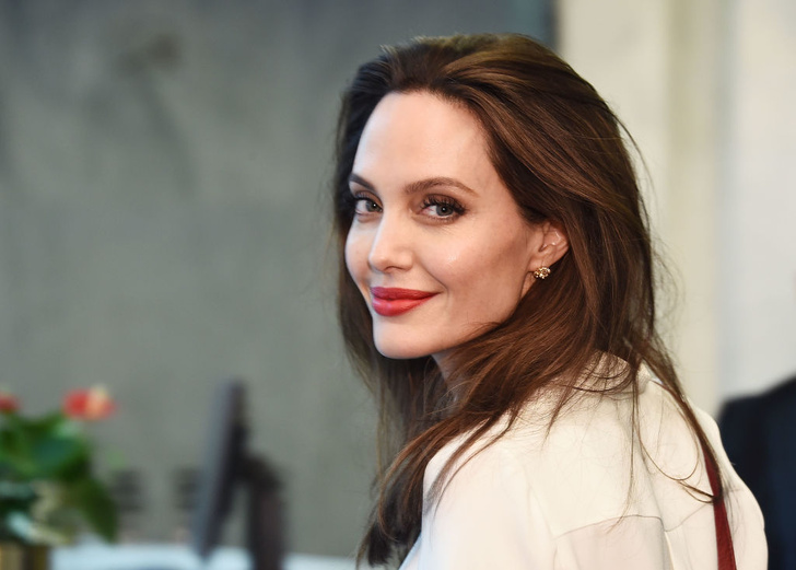 Нумеролог объяснила, почему Джоли не дотягивает до альфа-самки