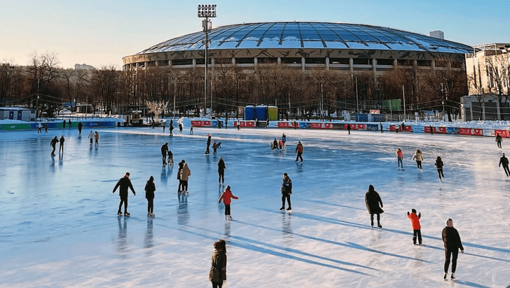 Где покататься на коньках в Москве: 8 атмосферных мест ⛸