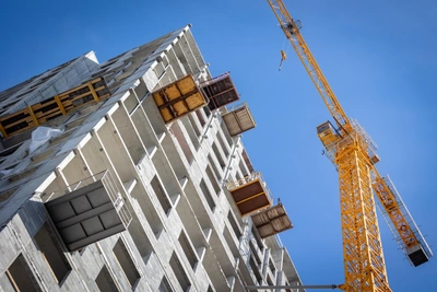 Строитель разбился насмерть на объекте «Брусники»