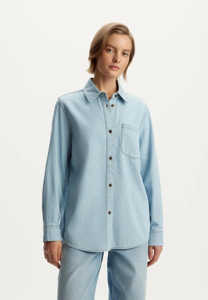 Правильные джинсы и кокетливое мини: 5 главных трендов денима 2026