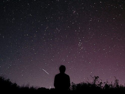 Тест: Выбери фото звездного неба, и мы скажем, где ты познакомишься со своим будущим парнем