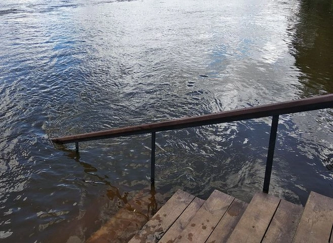 Причал в Лесопарке снова ушел под воду | ya62.ru