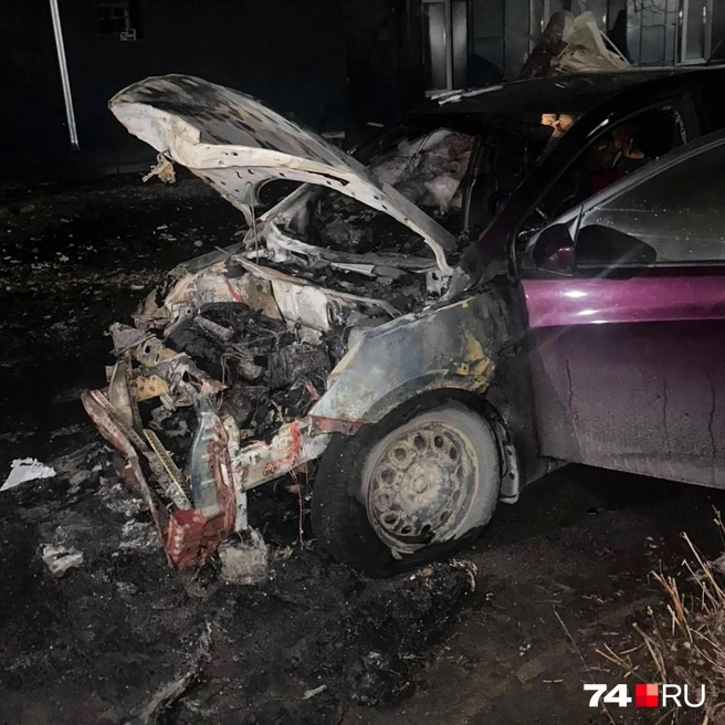 Ущерб от поджога иномарки оценили в миллион рублей | Источник: читатель 74.RU