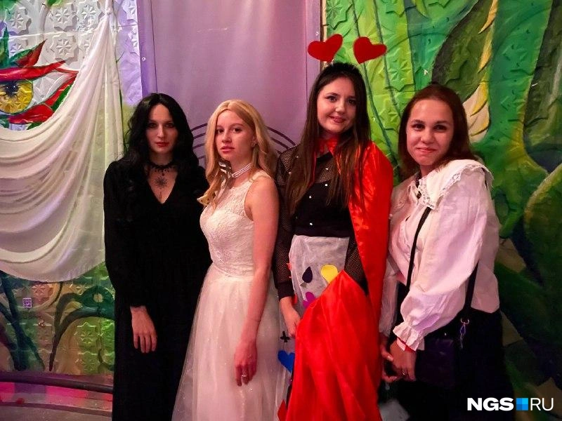 Образы в стиле «Багрового пика» удались | Источник: Алёна Золотухина / NGS.RU