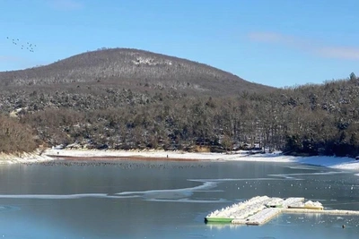 Cypress Lake in Sukko near Anapa freezes over