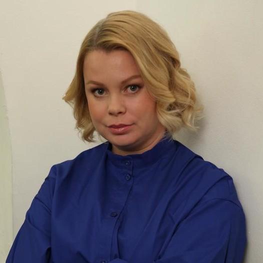 Евгению Осипову бросил муж, которого она увела из семьи: «Помогла ему деньгами, купила машину, вложилась в дом»