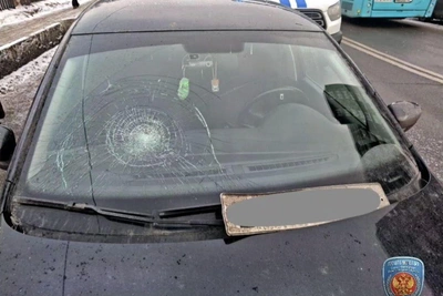 Passenger assaults traffic police inspector after car crash
