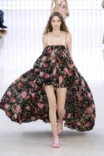 Chloe SS25