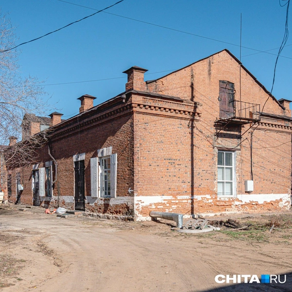 В этом здании могло бы быть молодежное кафе | Источник: Олег Фёдоров / CHITA.RU