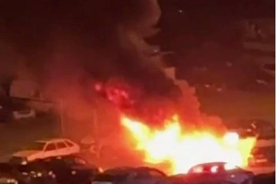 Ночной пожар разбудил жителей ЖК за КАД