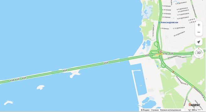 Проезд по дамбе у развязки с Приморским сузили до одной полосы | Источник: Яндекс.Карты