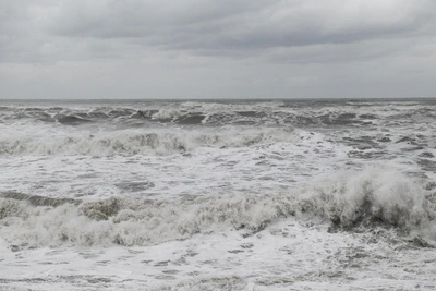 Meteorologists warn of sea storm in Sochi and Sirius