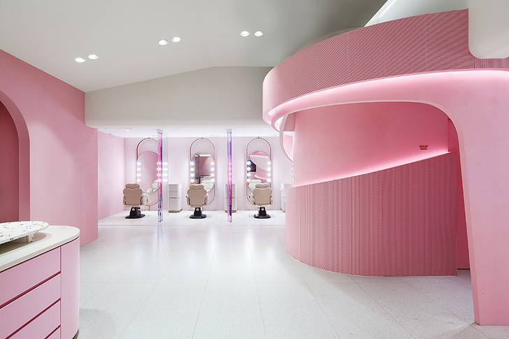 Розовый бутик Villa de Mûrir в Сеуле (фото 7)