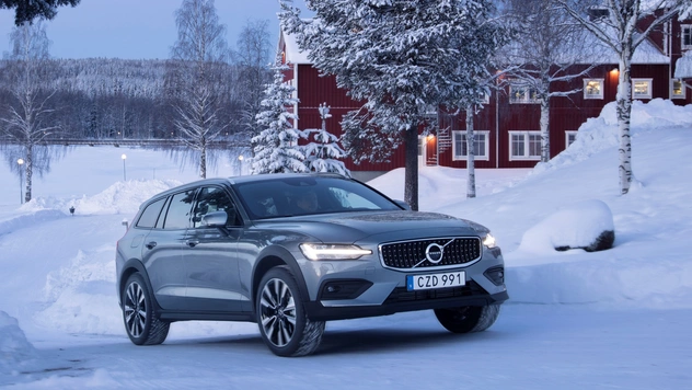 Volvo V60 Cross Country: один автомобиль чтобы править всеми