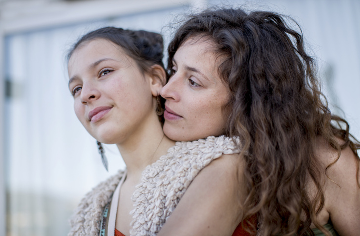 Отношения матери и дочери: особенности, дружба, как себя вести