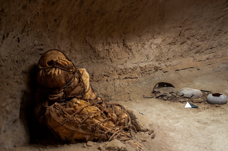 Фото №1 - В Перу обнаружена связанная мумия