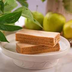 Вкусная и полезная пастила из яблок: 3 рецепта десерта, который оценят все
