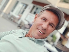 Алексей Панин: «С Аленой Хмельницкой общаемся до сих пор. А Тигран Кеосаян превратился в животное»