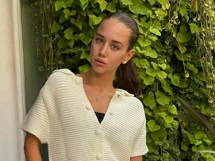 Юная невеста Григория Лепса продемонстрировала стройную фигуру в эффектном купальнике — жаркое фото