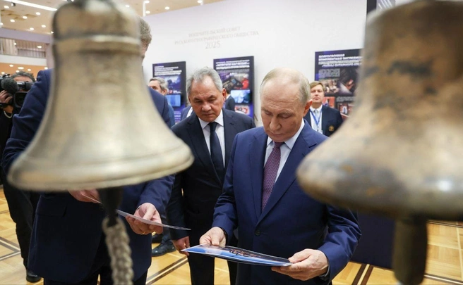 Кронштадт получит мемориал с корабельными колоколами. Путин оценил идею: «Супер!» | Источник: Официальное интернет-представительство президента России