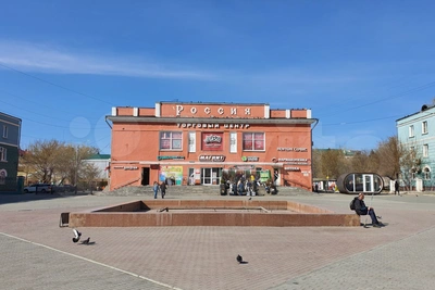 ТЦ «Россия» в Барнауле снова выставлен на продажу