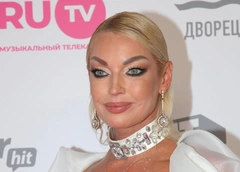 Анастасия Волочкова открыла душу наркологу: «Я долго отмывалась от этого»