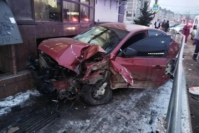 Foreign car kills pedestrian on sidewalk in Krasnodar