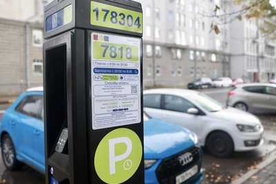 Конституционный суд подтвердил законность платных парковок в Петербурге