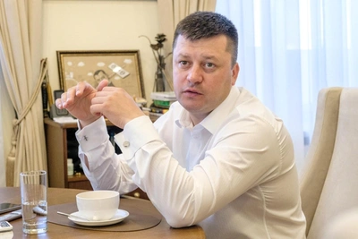 Мэра Уфы выписали из больницы