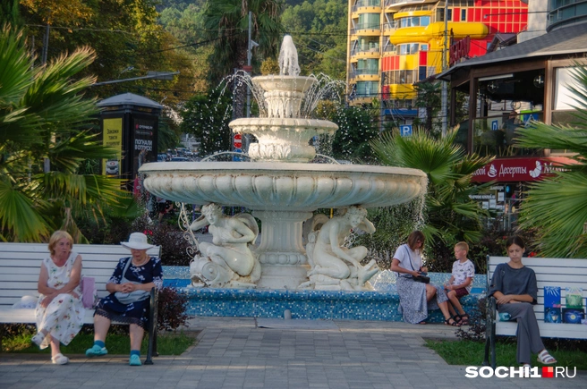 Что сейчас на пляжах в Сочи&nbsp;— фото | Источник: Оксана Витязь / SOCHI1.RU
