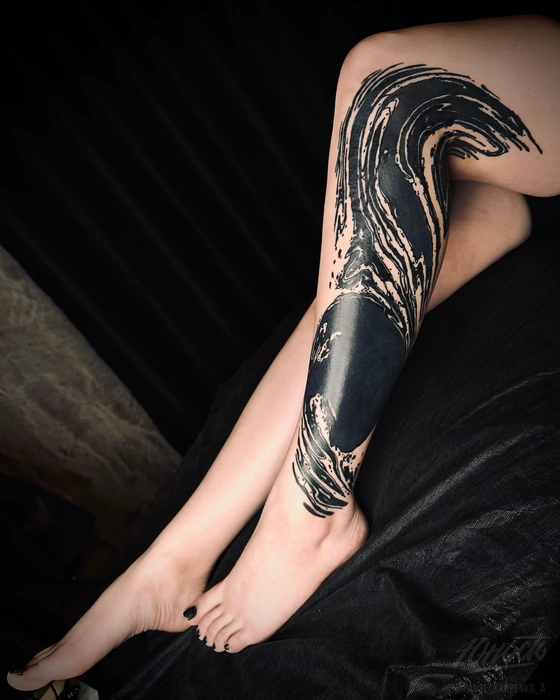 Ко многим мастерам одни и те же клиенты возвращаются снова и снова | Источник: unost_tatts / Vk.com