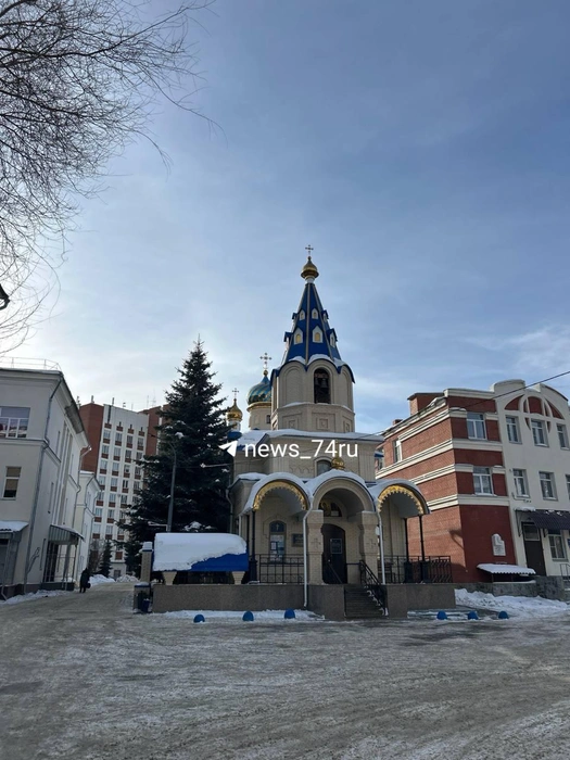 В Челябинске мужчина с ножом набросился на прихожан в церкви. Ранены две женщины | Источник: 74.RU