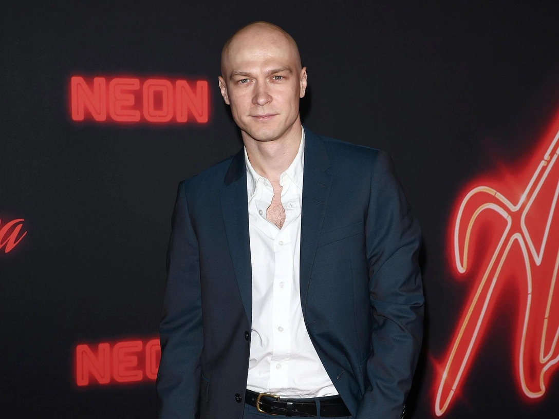 Наш слон: как Юру Борисова поздравляют с номинацией на «Оскар» в Америке и в России | marieclaire.ru