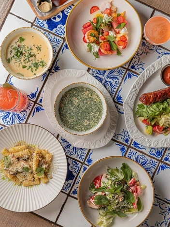 Меню ланчей регулярно обновляют | Источник: belka_restaurant / Instagram* (принадлежит корпорации Meta, признанной экстремистской и запрещенной на территории РФ)