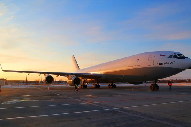 На борту самолета находилось девять человек | Источник: Аэропорт Якутска / t.me