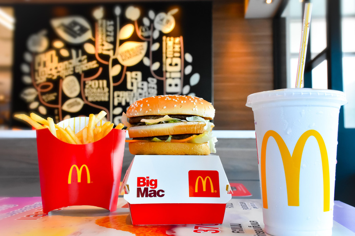 «Сырный бургер» вместо «чизбургера», «Байкал» вместо «Колы»: как изменится меню нового Макдональдса