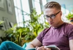 «Парень играет в „Клуб романтики“, дружит только с девушками и любит заплетать косички. От этого мне как-то жутковато»