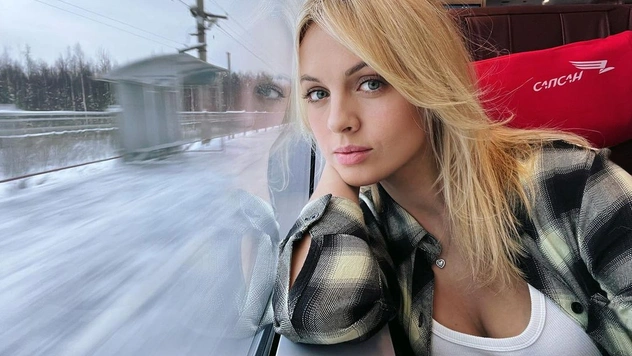Звезда сериала «Остров» Янина Студилина развелась с Александром Роднянским-младшим