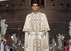 Dolce & Gabbana Alta  Sartoria 2025: высокая и священная мода для мужчин в главных фактах