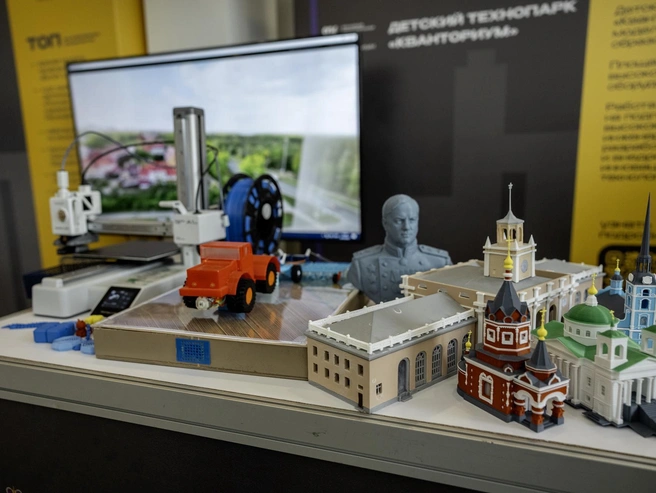 Ярославские достопримечательности, напечатанные на 3Д-принтере | Источник: Александр Куренной / 76.RU