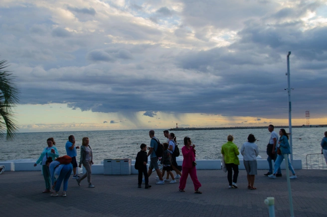 Октябрь готовится выдать месячную норму осадков за три дня | Источник: Оксана Витязь