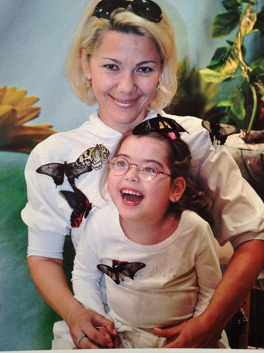 Это фото сделано после того, как Варе дали инвалидность | Источник: архив Оксаны Сухарниковой