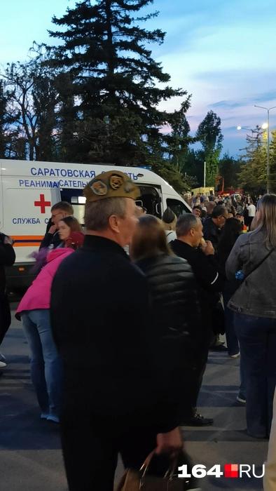 Элементы военной формы в одежде — своеобразный дресс-код | Источник: Антон Васильченко / 164.RU