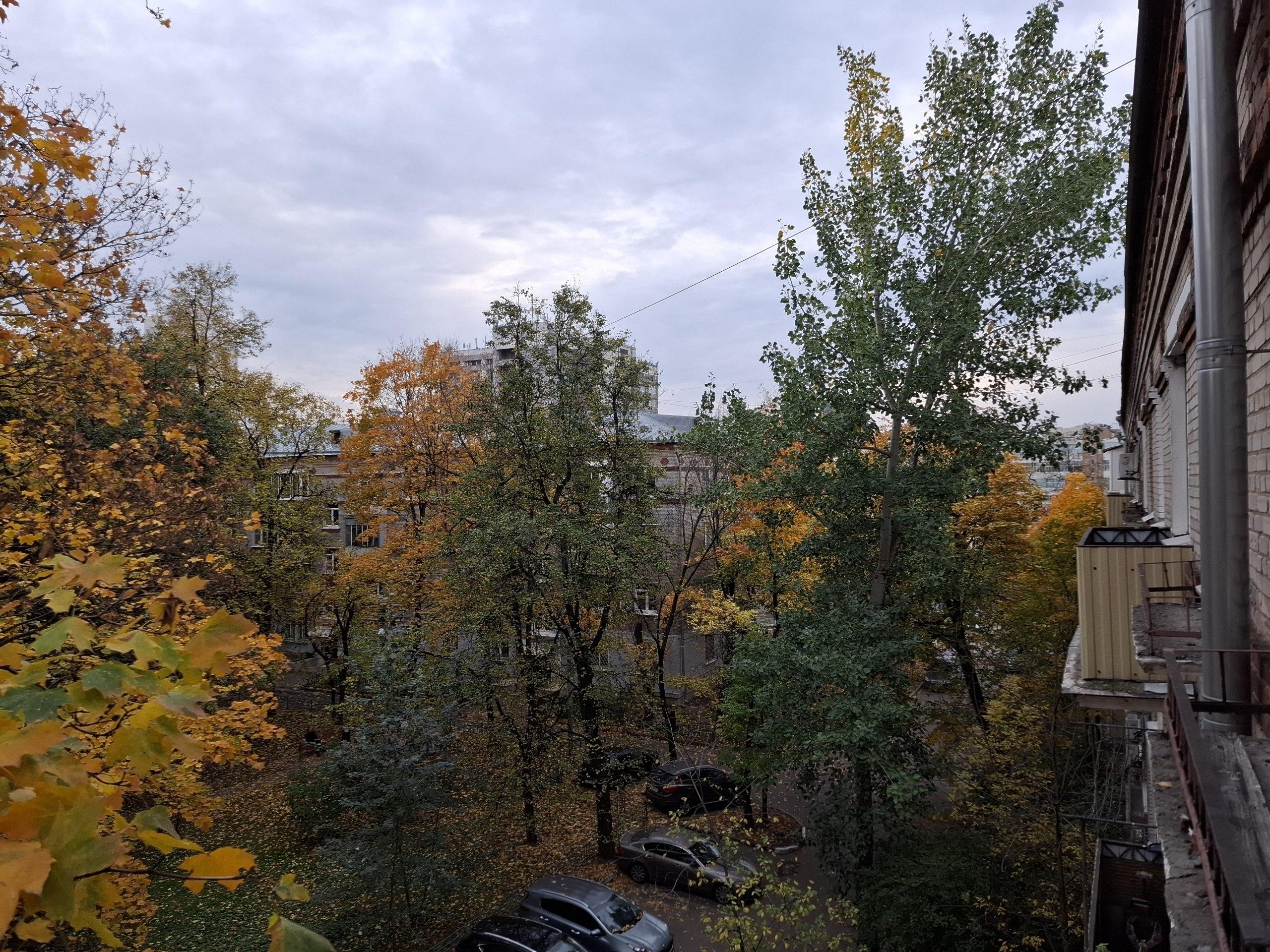 «Вот это бахнуло сейчас»: на юго-востоке Москвы и в области снова раздался мощный грохот
