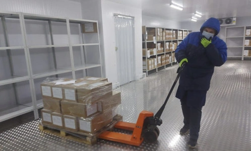 В Петербург привезли еще одну партию "ЭпиВакКороны"