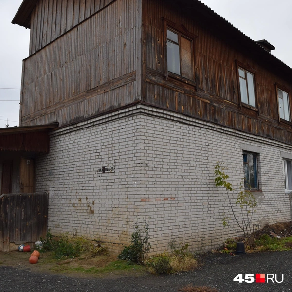 Дом под снос на Климова, 16 | Источник: Юлия Король