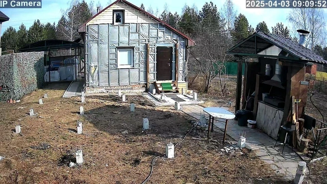 Почти полгода дом стоит без пристройки | Источник: Вадим Старичков