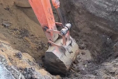 В Приамурье аварию на водоводе устраняют круглосуточно